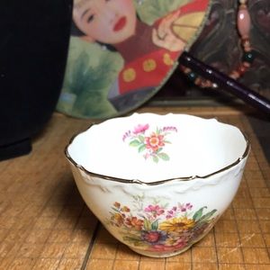Coalport “Fragrance” Sugar Bowl EVC 9504 Bone China Made in England 3.5”Dx2.25”H